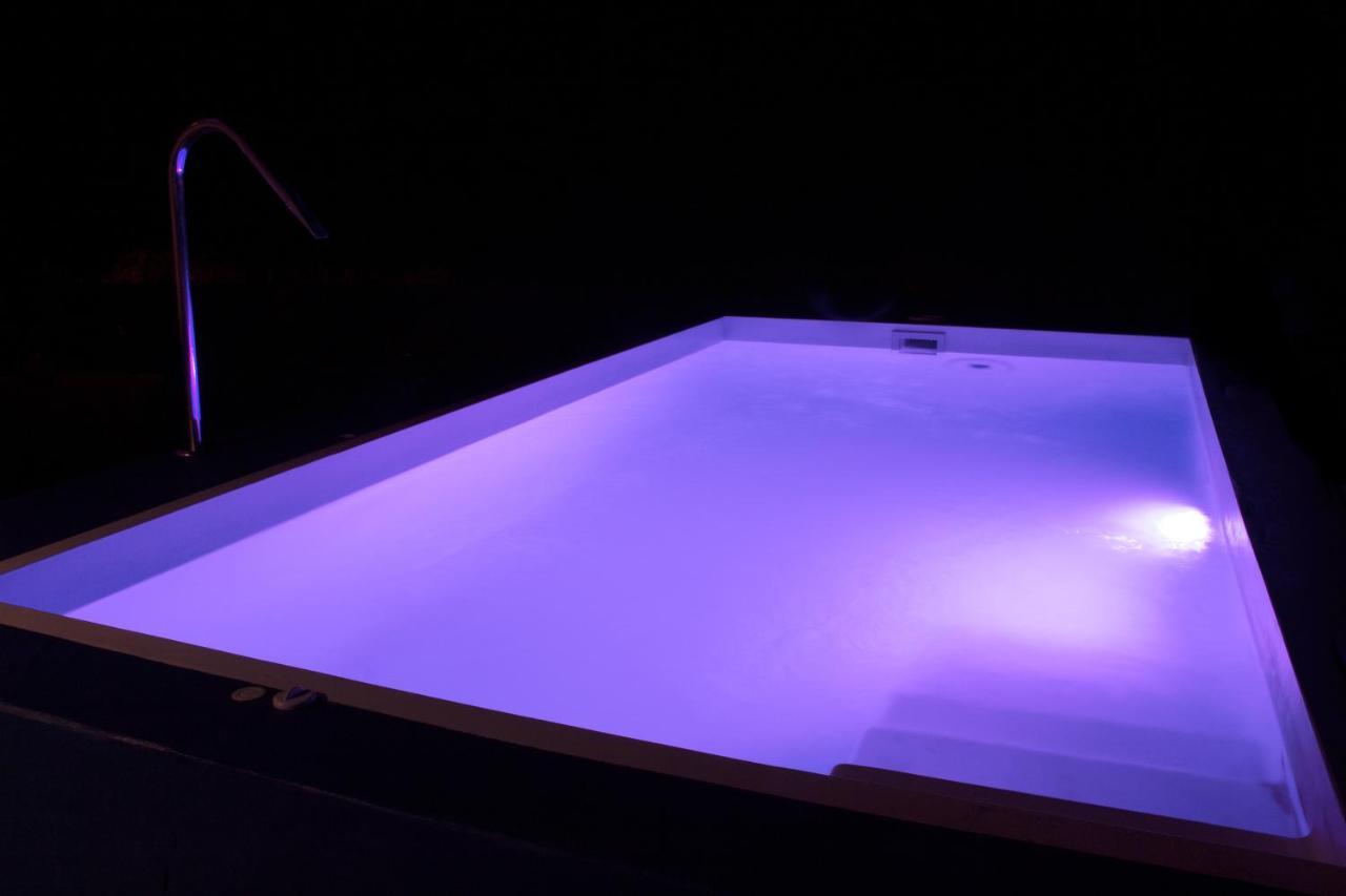Casa Alba, Casa Rural Con Piscina-Spa Climatizada Hasta 34º Gratuito Y Vistas Al Mar Пунтальяна Экстерьер фото