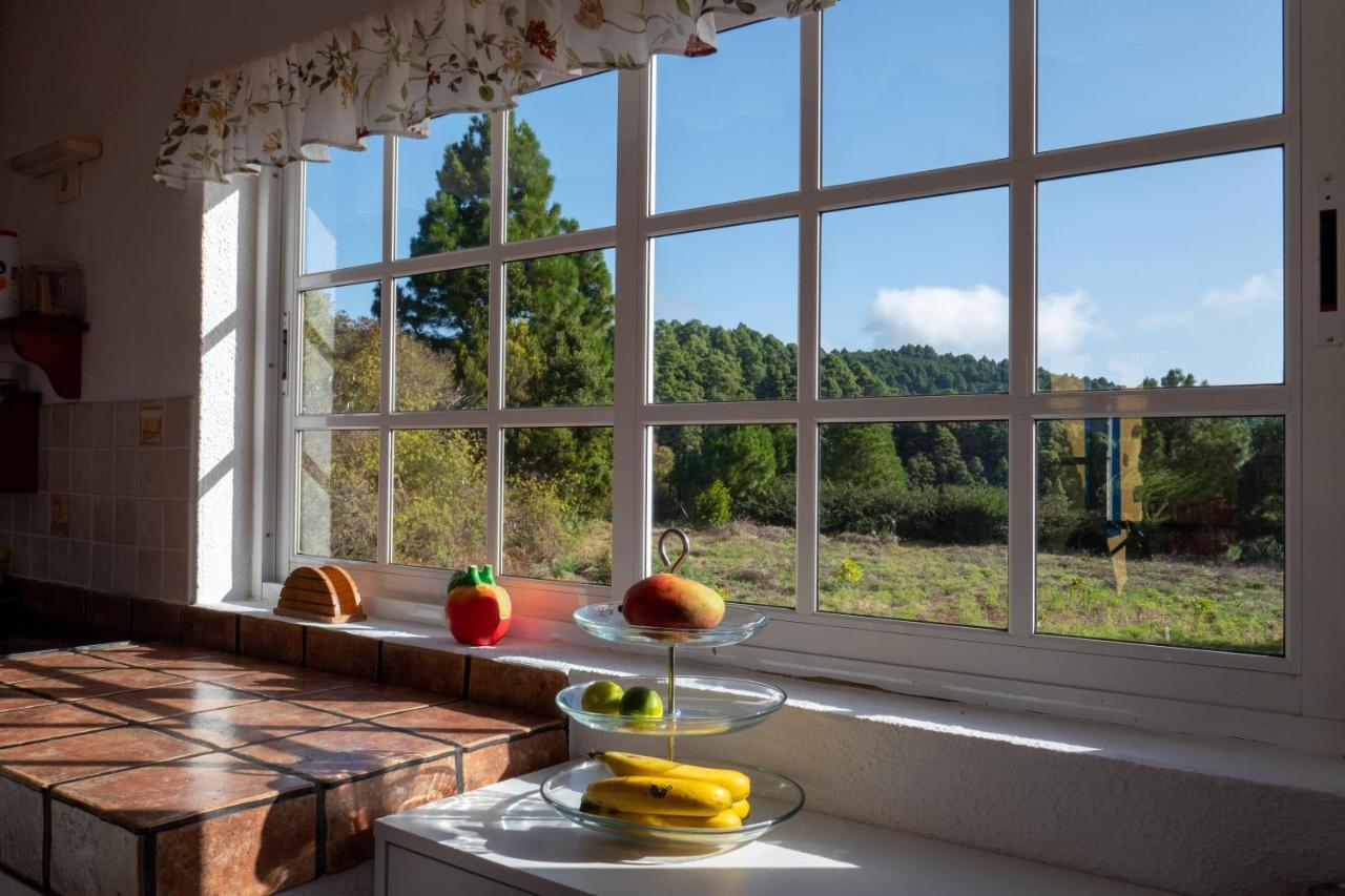 Casa Alba, Casa Rural Con Piscina-Spa Climatizada Hasta 34º Gratuito Y Vistas Al Mar Пунтальяна Экстерьер фото
